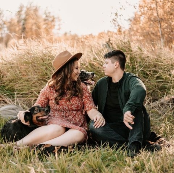 Meet your Posher, Jessica - Picture 1 of 1